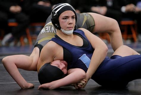 mixed wrestling.